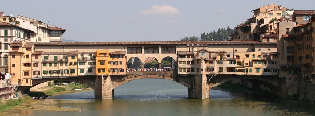 1200px-Ponte_Vecchio_visto_dal_ponte_di_Santa_Trinita