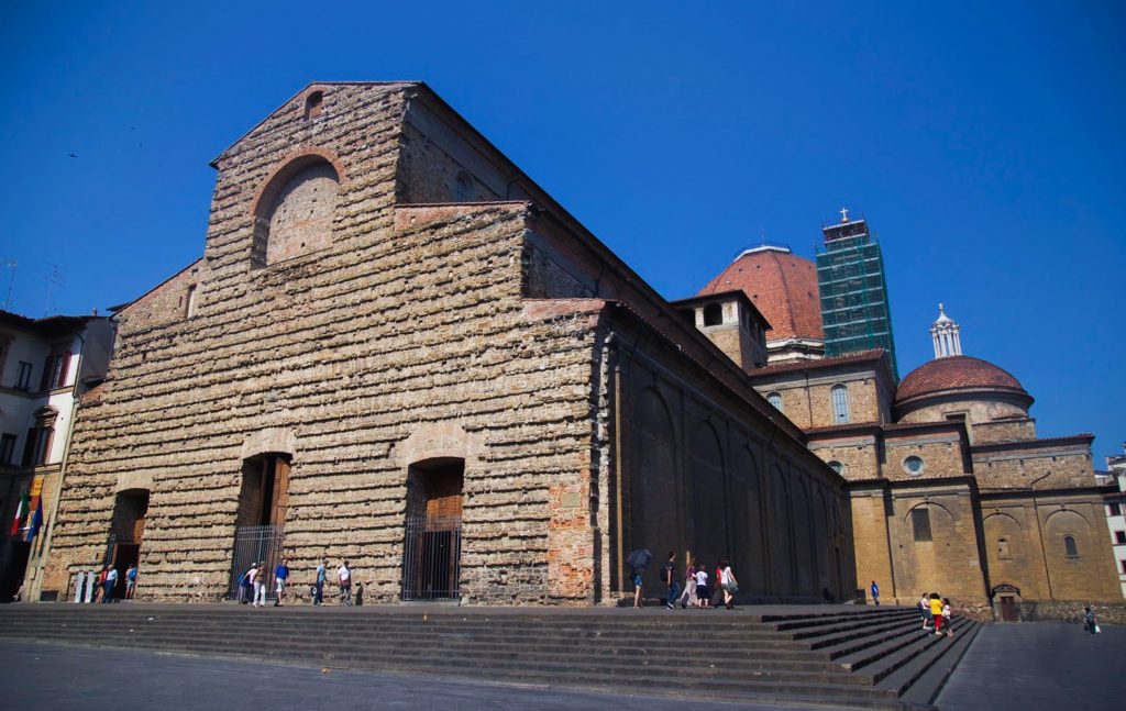 San-Lorenzo-facade