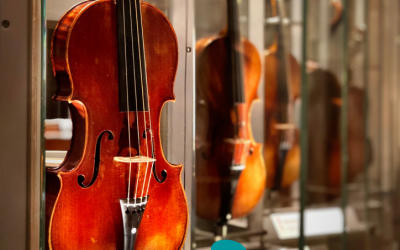 An original Stradivari Viola at Galleria dell’Accademia
